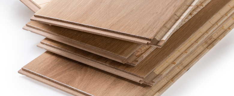 Installation de plancher d'ingénierie